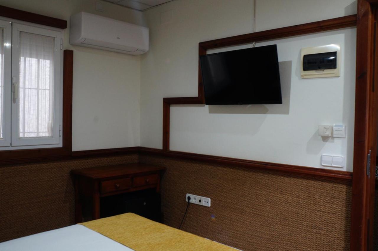 Hostal La Conilena Conil De La Frontera Zewnętrze zdjęcie