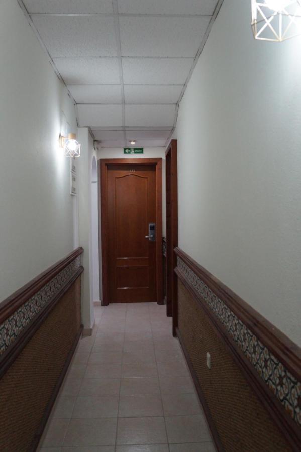 Hostal La Conilena Conil De La Frontera Zewnętrze zdjęcie
