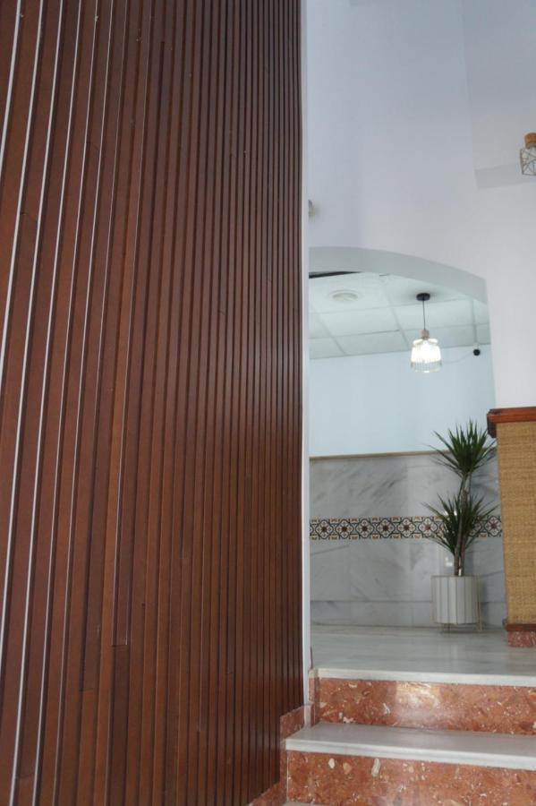 Hostal La Conilena Conil De La Frontera Zewnętrze zdjęcie