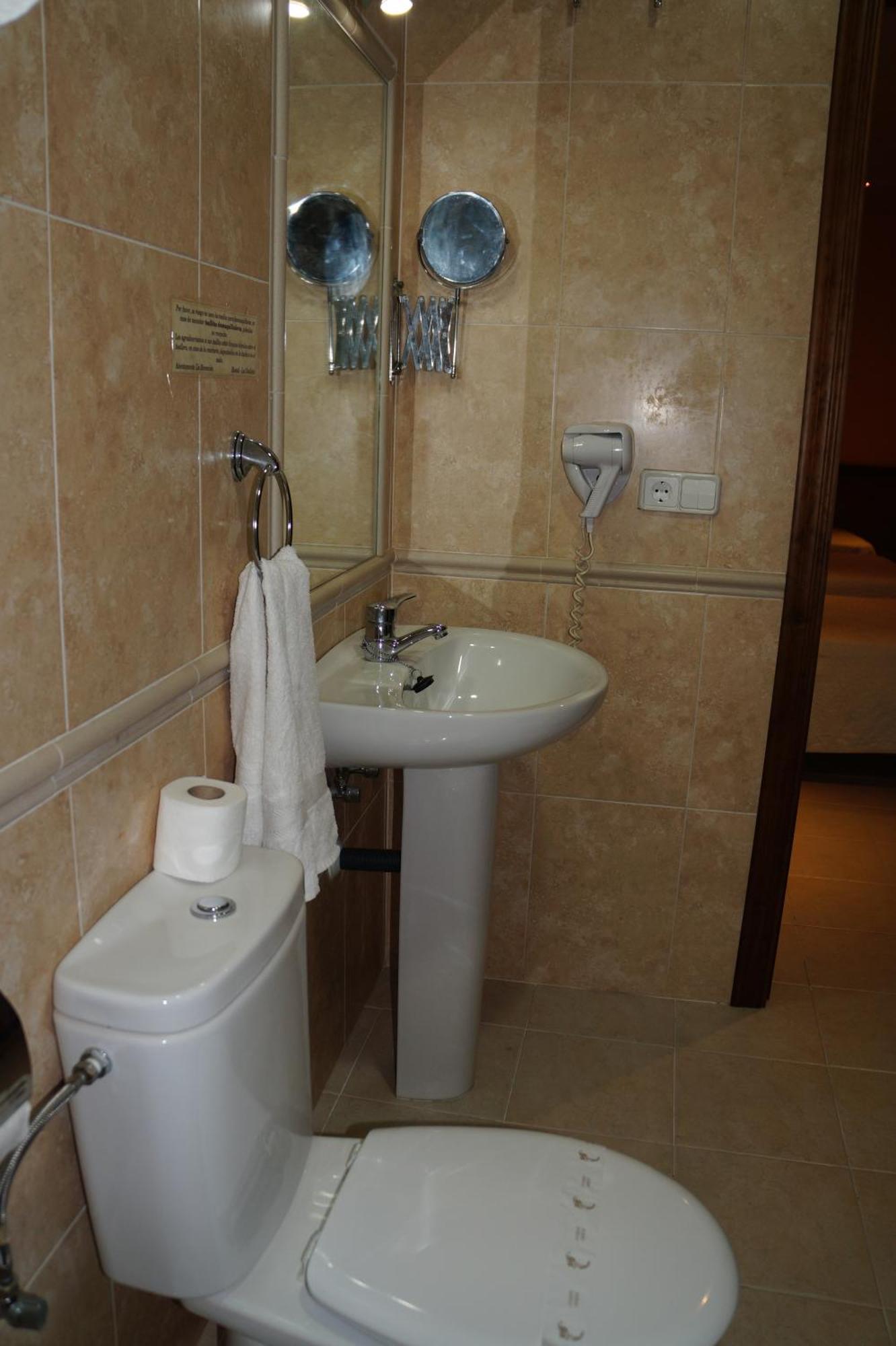 Hostal La Conilena Conil De La Frontera Pokój zdjęcie